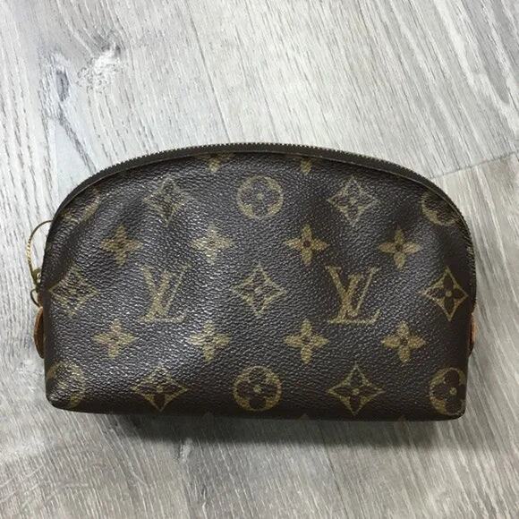 Louis Vuitton Monogram Pochette Cosmetic Pouch - Picture 1 of 3